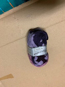 Lammy Yarns Cleopatra 618 PaarsLilaLavendel