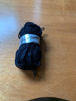 Lammy Yarns Casablanca 001 Zwart