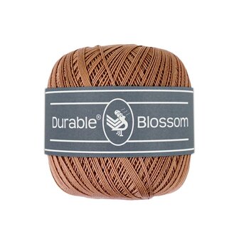 Durable  Blossom brei- en haakgaren -  Hazelnoot  50 gram - 280 meter 100% katoen